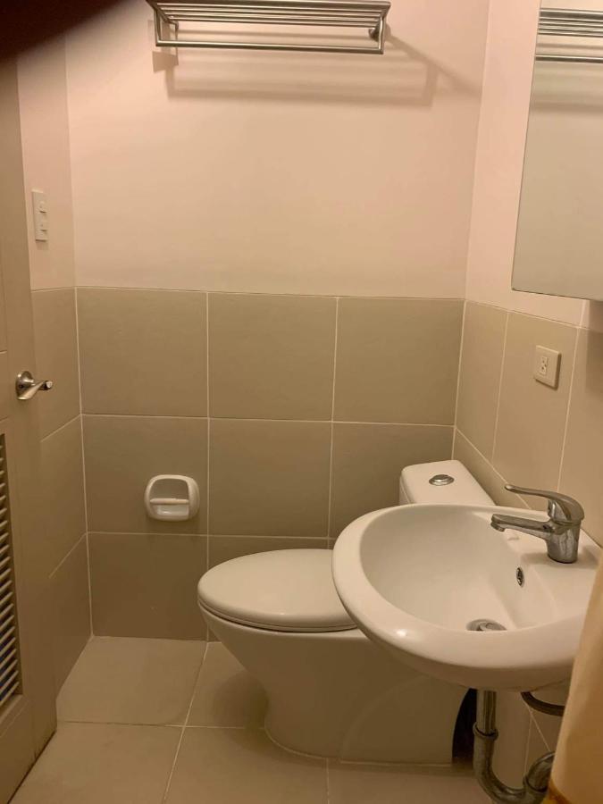 Ramiro Haven Staycation Manila Exterior foto